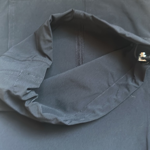 NWOT Alo Yoga Megastar Cargo Pants Black Small - Picture 15 of 16